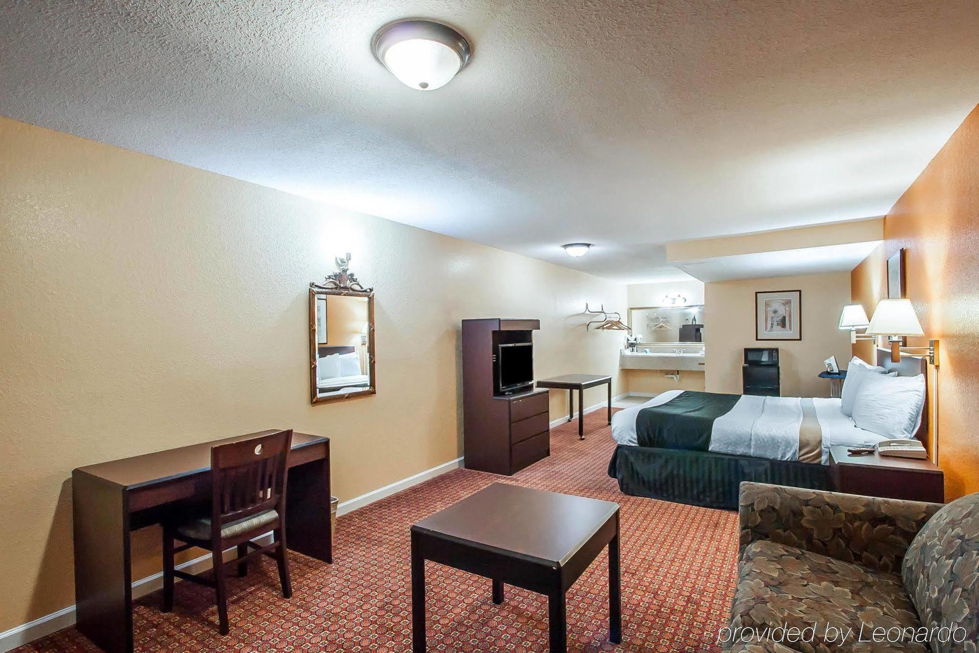 ממפיס Rodeway Inn מראה חיצוני תמונה