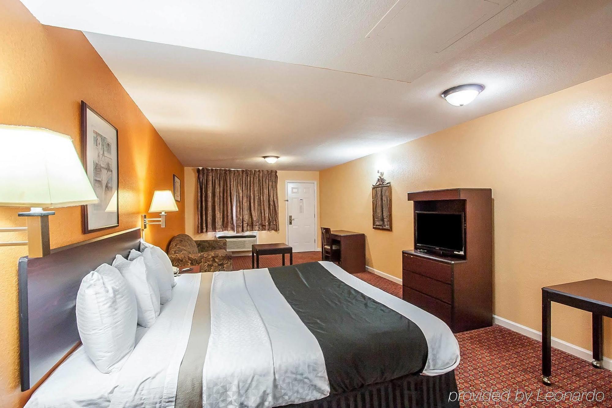 ממפיס Rodeway Inn מראה חיצוני תמונה